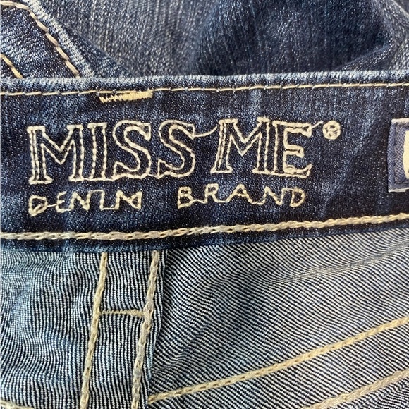 Miss Me - Embellished Mid Rise Skinny - Size 30 - Picture 8 of 12